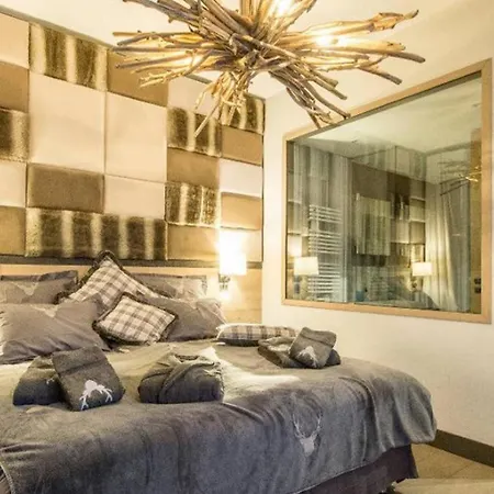 8br Amazing Chalet In The Lovely Crans-montana - What'app - 0034-635-520-036 - For Reservations!! וילה *