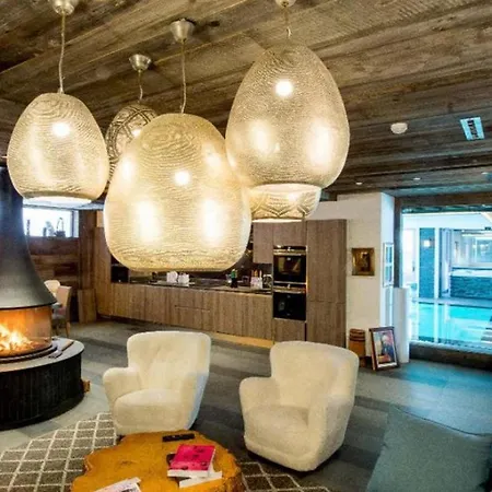 Villa 8br Amazing Chalet In The Lovely Crans-montana - What'app - 0034-635-520-036 - For Reservations!! Lens